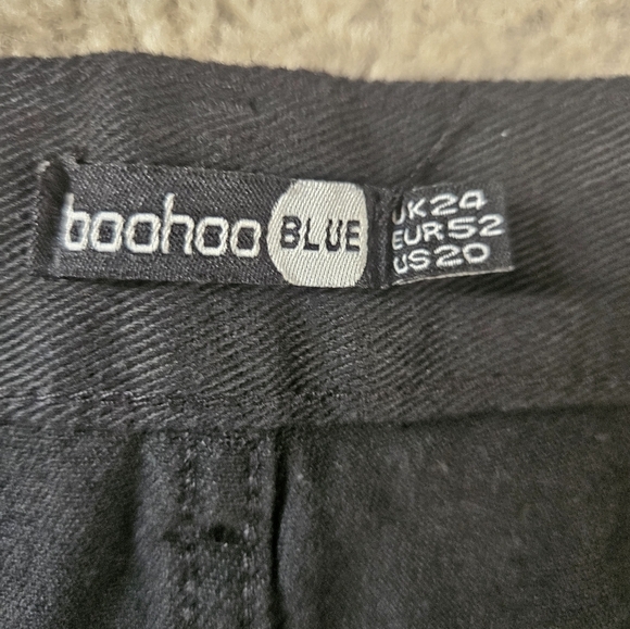 Boohoo High Waist Rip Knee Mom Jeans Women Plus Size 20 - NWT - Picture 6 of 6